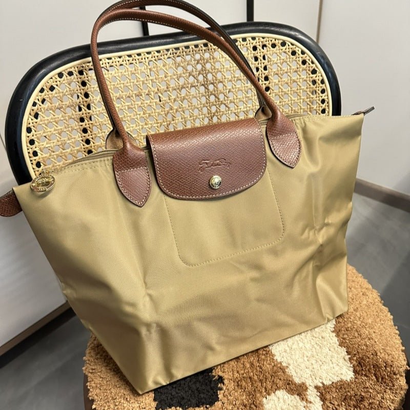Women's French Embroidery Dumpling Folding Large Capacity Dragon Handbags - Che Cose Belle