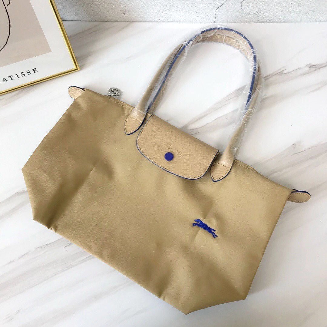 Women's Nylon Dumpling Embroidered Large Capacity Totes Shoulder Bags - Che Cose Belle