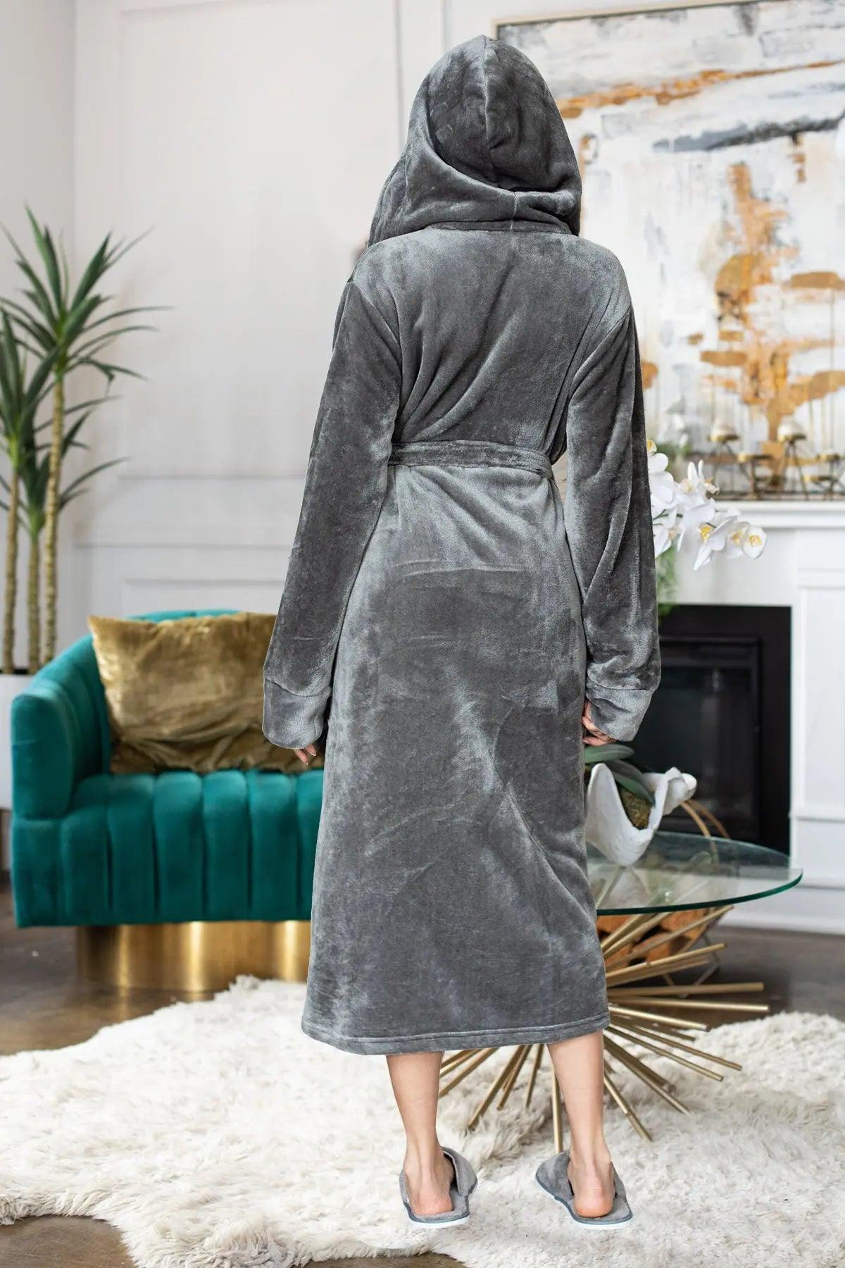 Women’s Plush Hooded Robe - Spa - Worthy Comfort at Home - Che Cose Belle