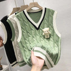 Women's V-Neck Button-Front Knit Vest with Pockets - Che Cose Belle