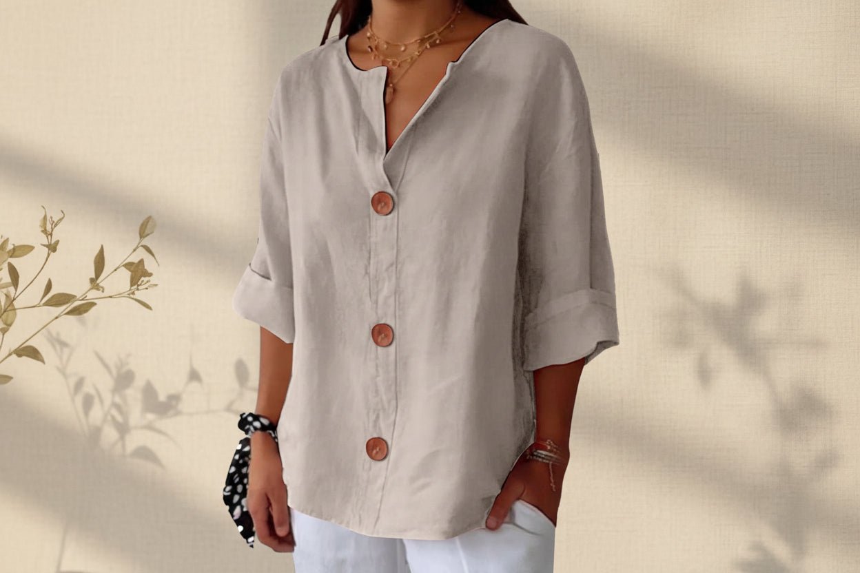 Women's V-Neck Buttoned Blouse - Che Cose Belle