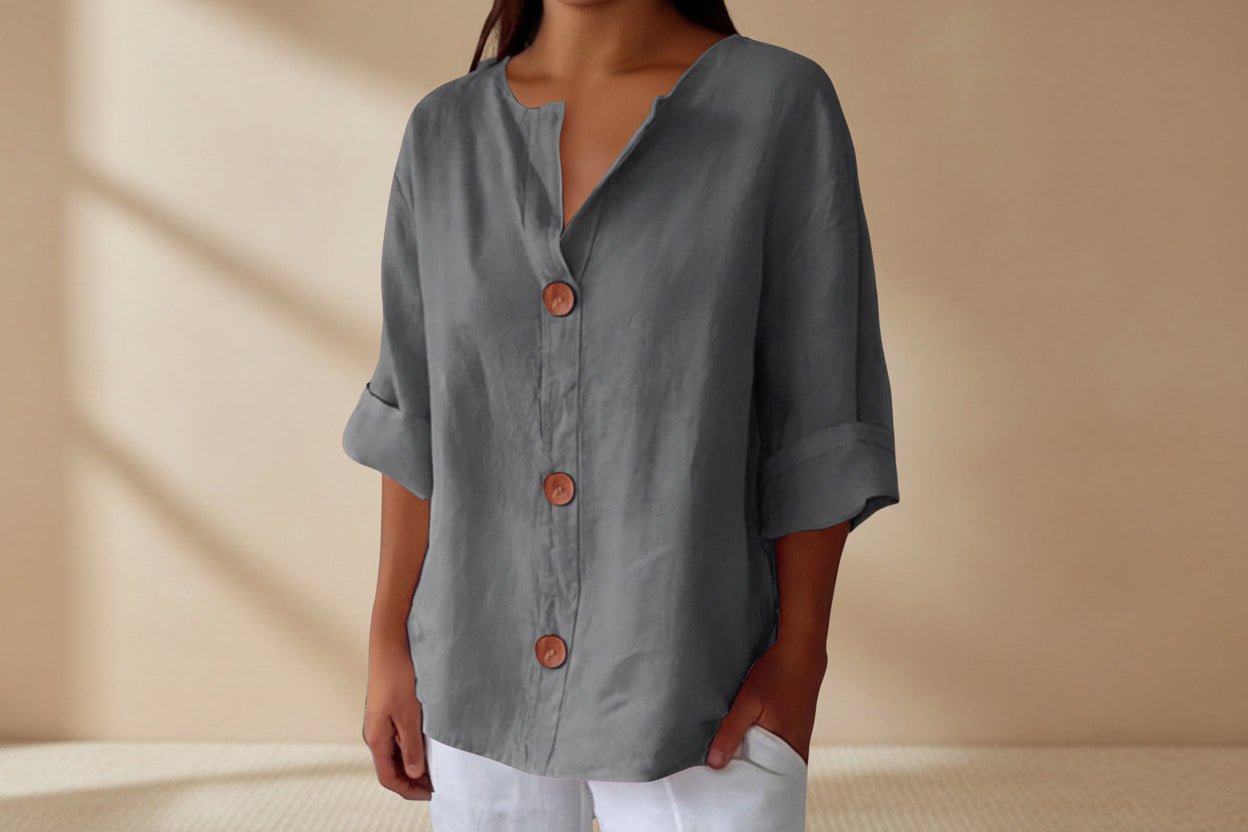 Women's V-Neck Buttoned Blouse - Che Cose Belle
