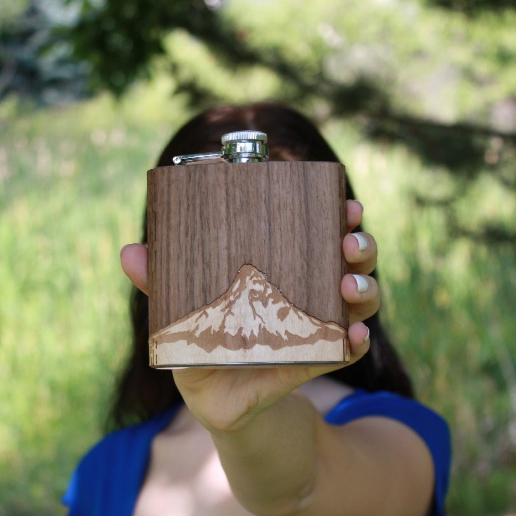Wooden Hip Flask - Cascade Range (Mt. Hood) - Che Cose Belle