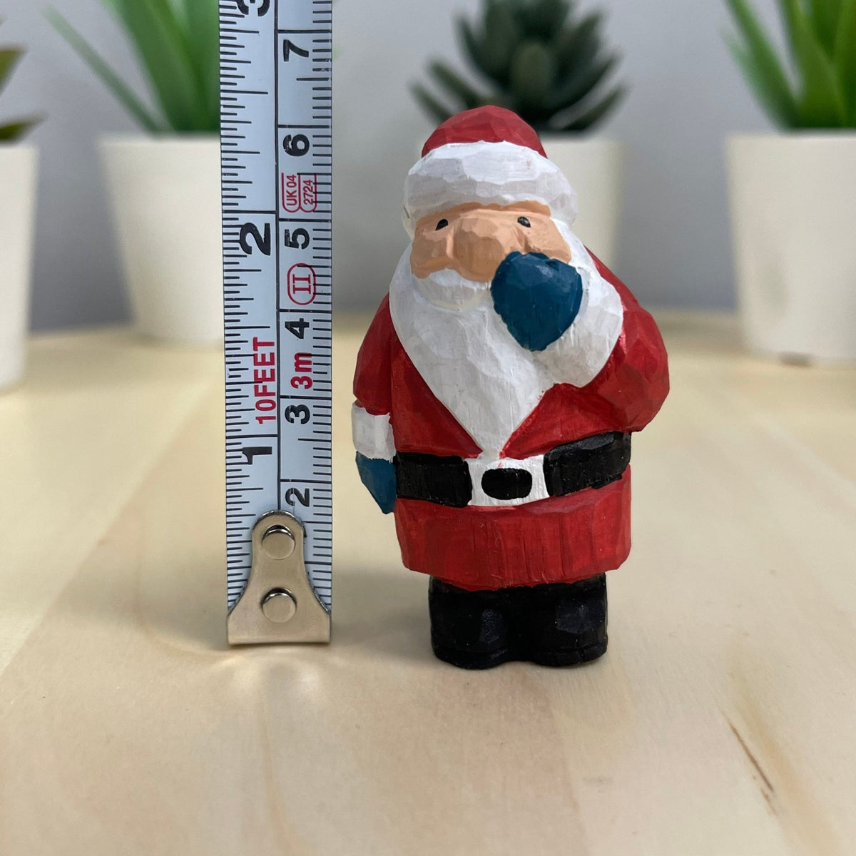YEEYAYA 4 PCs Santa Sets Wood sculpture Hand Carved Wood Wooden Santa Claus Figurine Christmas gift Wood Statue home Decor - Che Cose Belle