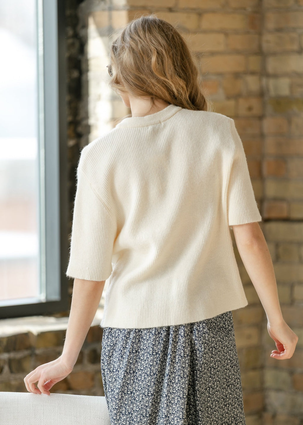 Zadie Ivory Short Sleeve Button Cardigan - Che Cose Belle