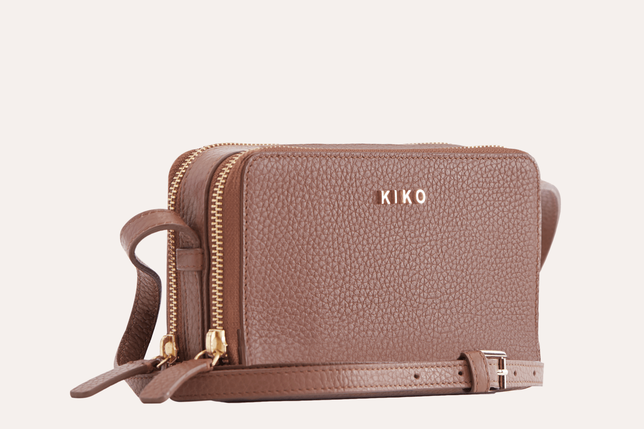 Zip Around Crossbody Pebble - Che Cose Belle